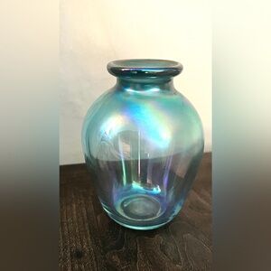 Handblown vintage iridescent art glass vase signed Bruce Stowell